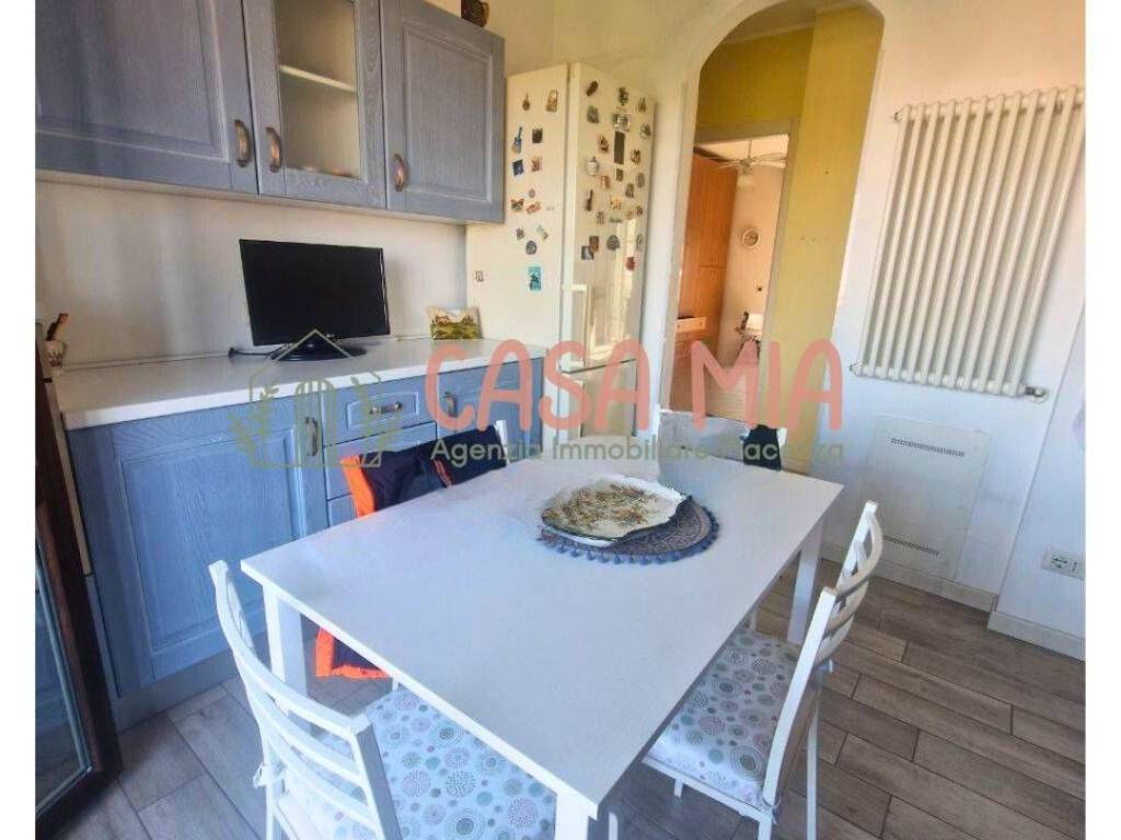 appartamento in vendita a Piacenza in zona Farnesiana