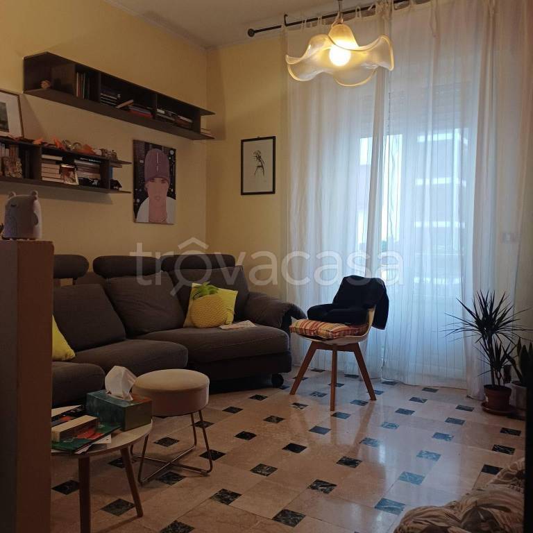 appartamento in vendita a Piacenza in zona Barriera Genova