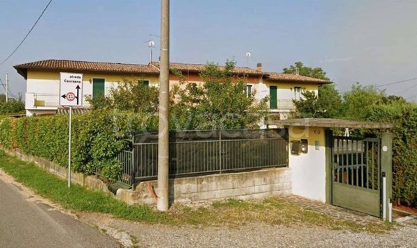 casa indipendente in vendita a Piacenza in zona Mortizza