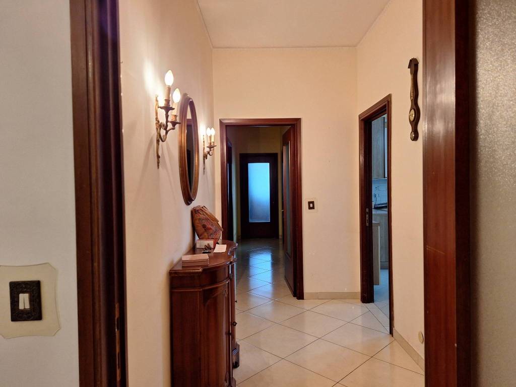 appartamento in vendita a Piacenza in zona Infrangibile