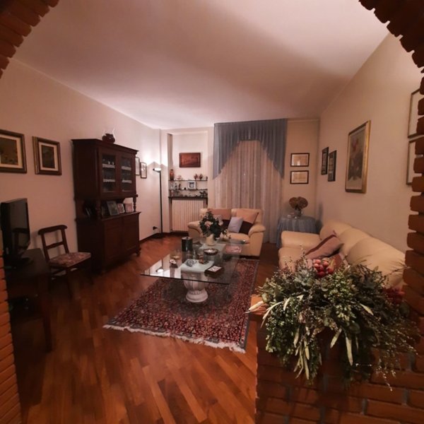 appartamento in vendita a Piacenza in zona Infrangibile