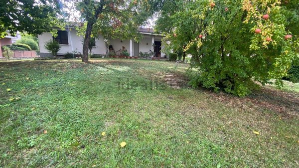 casa indipendente in vendita a Piacenza in zona Besurica