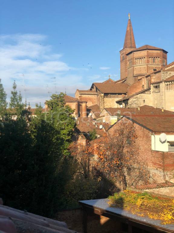 casa indipendente in vendita a Piacenza in zona Centro Storico