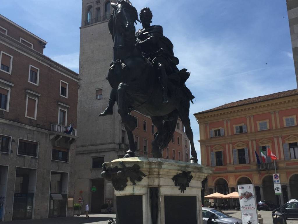 appartamento in vendita a Piacenza