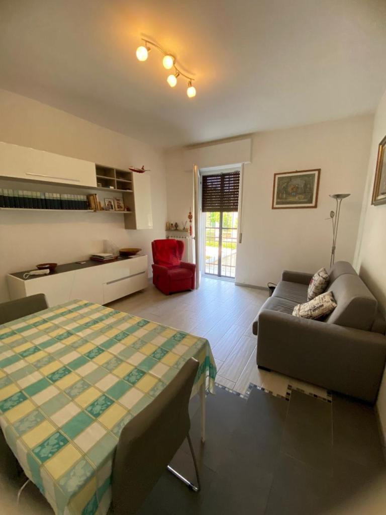 casa indipendente in vendita a Piacenza in zona Stadio