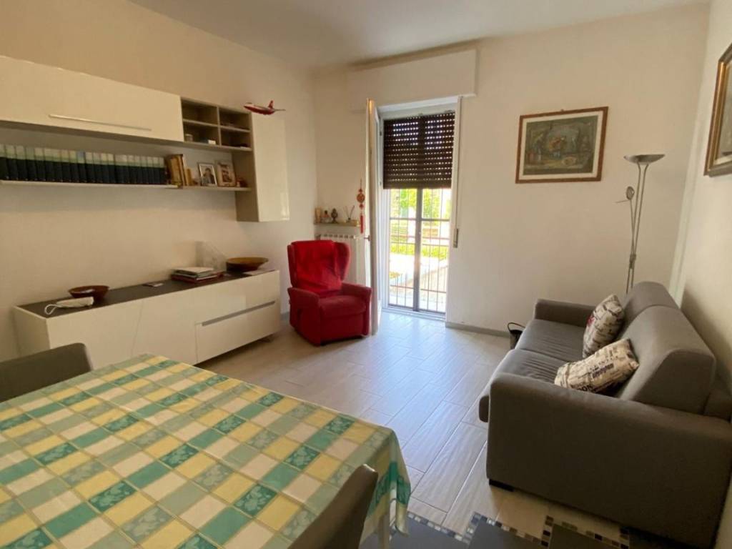 casa indipendente in vendita a Piacenza in zona Stadio
