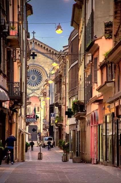 appartamento in vendita a Piacenza in zona Centro Storico