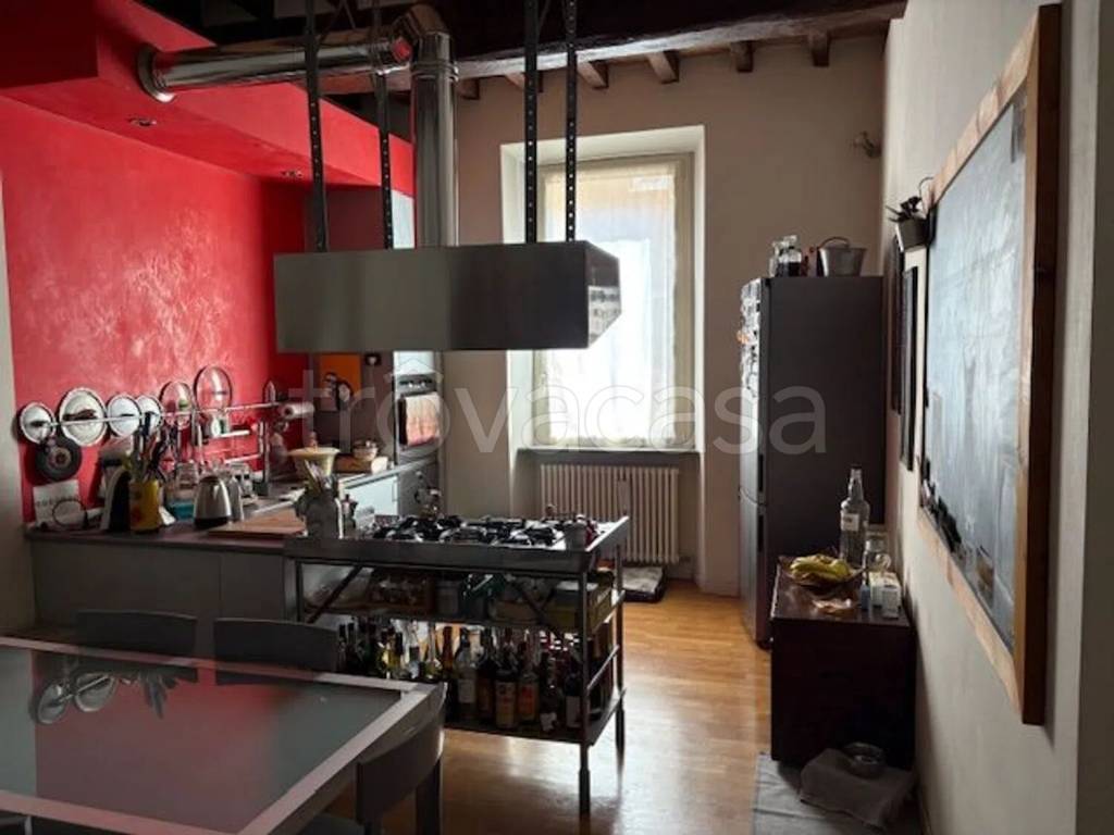 casa indipendente in vendita a Piacenza