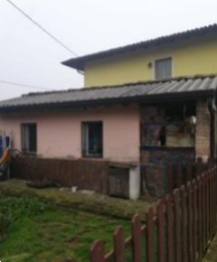 casa indipendente in vendita a Piacenza in zona Roncaglia / Fossadello