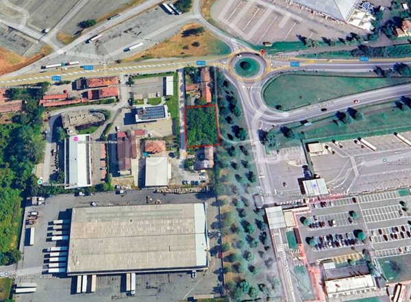 terreno agricolo in vendita a Piacenza in zona Caorsana