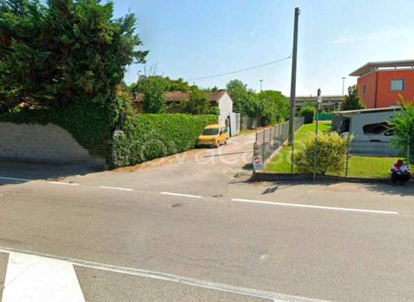 terreno agricolo in vendita a Piacenza in zona Caorsana