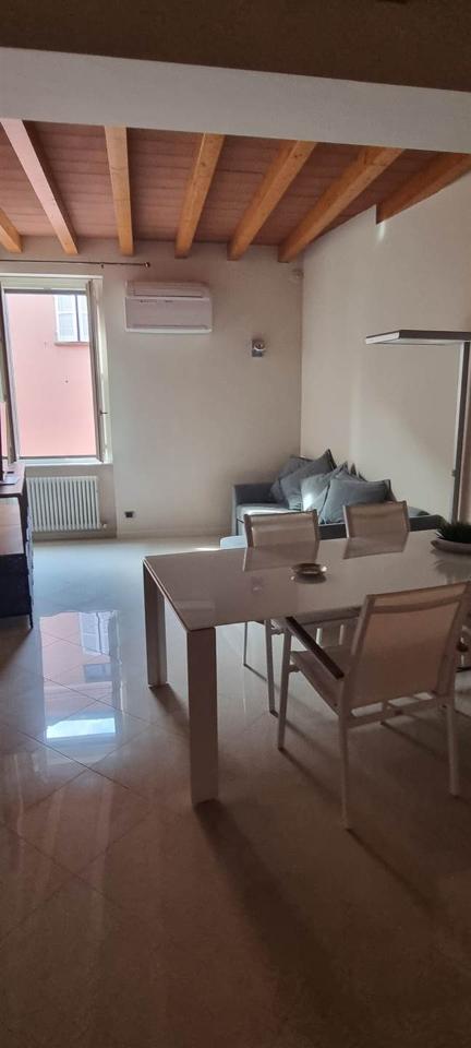 appartamento in vendita a Piacenza in zona Centro Storico