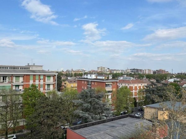 appartamento in vendita a Piacenza in zona Infrangibile