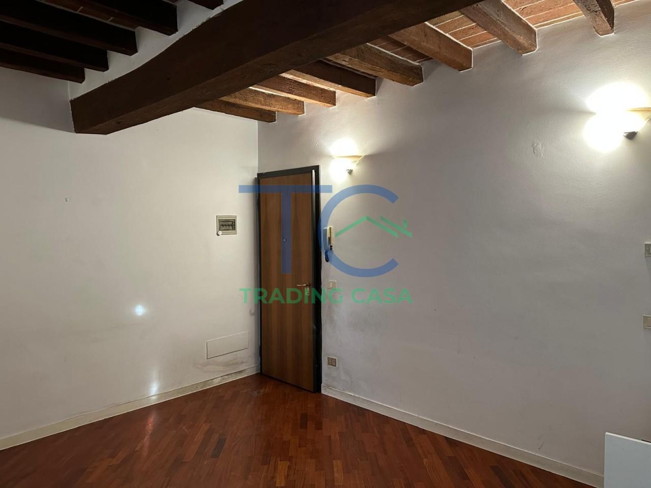 appartamento in vendita a Piacenza in zona Centro Storico