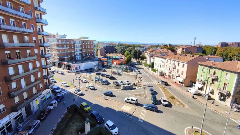 appartamento in vendita a Piacenza in zona Barriera Genova