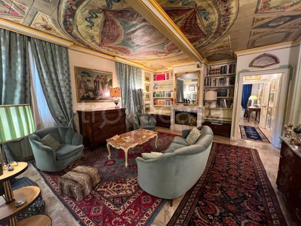 appartamento in vendita a Piacenza in zona Centro Storico