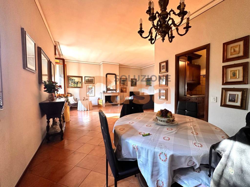 casa indipendente in vendita a Piacenza in zona Belvedere / Quartiere Duemila