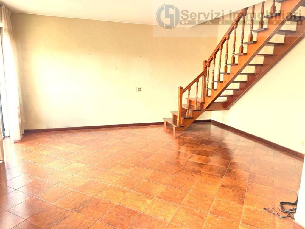 appartamento in vendita a Piacenza in zona Farnesiana