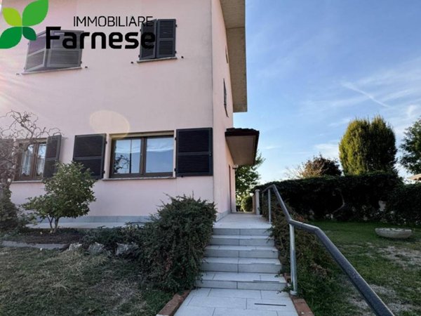 casa indipendente in vendita a Piacenza in zona Pittolo