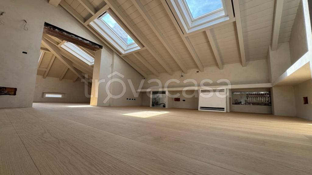 appartamento in vendita a Piacenza