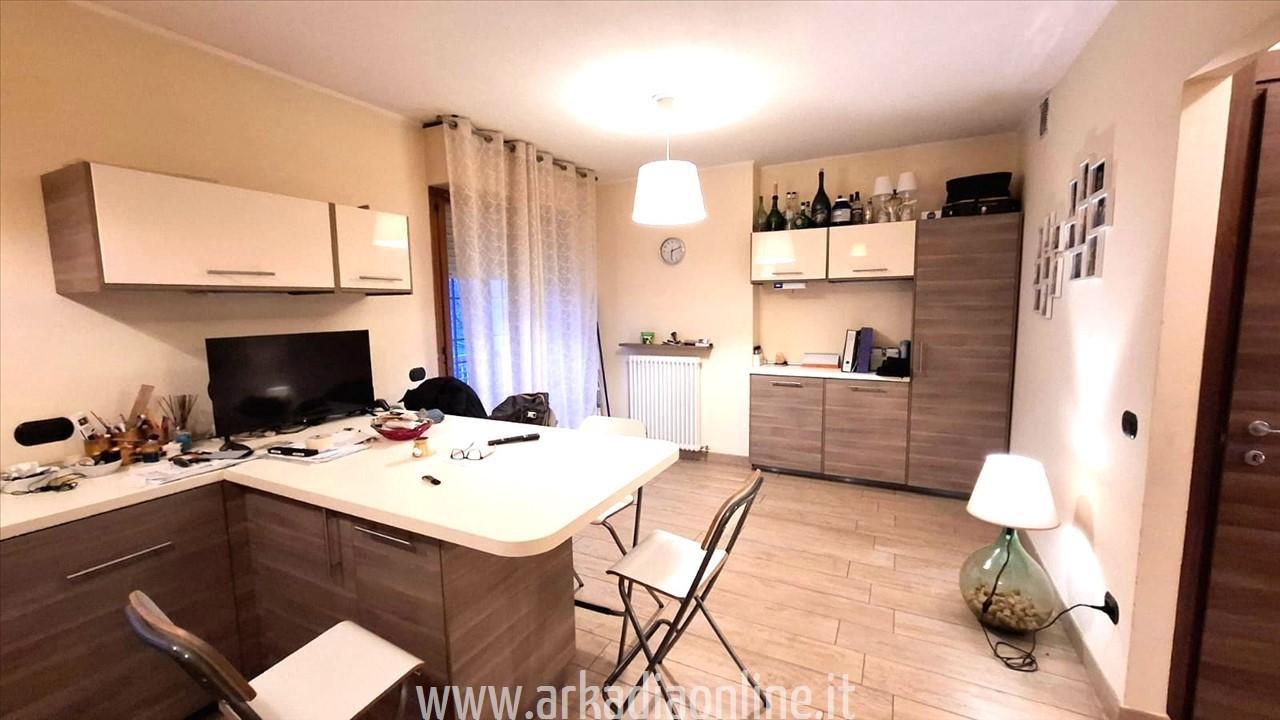 casa indipendente in vendita a Piacenza in zona Borgotrebbia