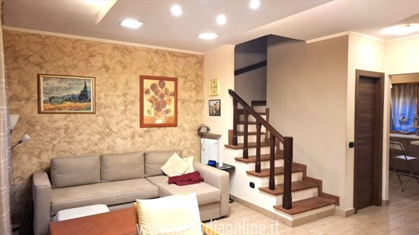 casa indipendente in vendita a Piacenza