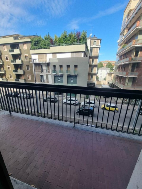 appartamento in vendita a Piacenza in zona Barriera Genova