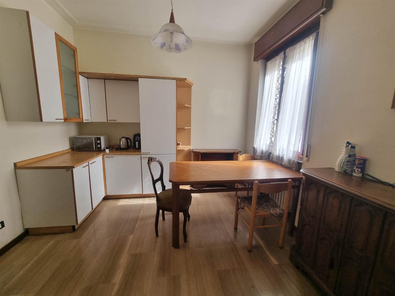 appartamento in vendita a Piacenza in zona Barriera Genova