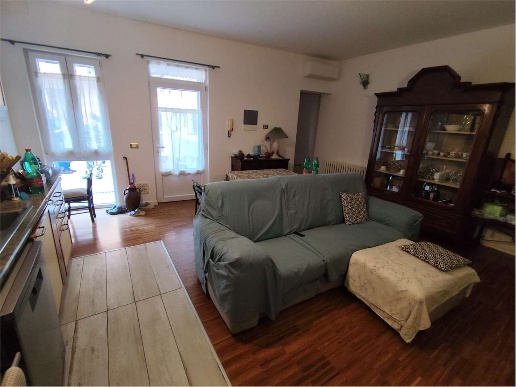 appartamento in vendita a Piacenza in zona Centro Storico