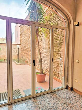 casa indipendente in vendita a Piacenza in zona Centro Storico