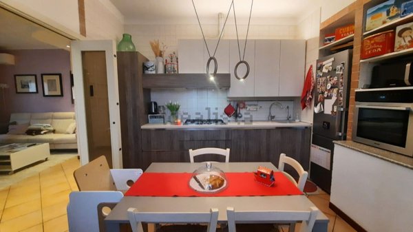 casa indipendente in vendita a Piacenza in zona Mucinasso