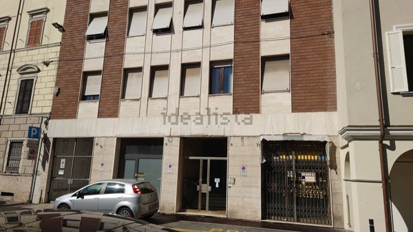 negozio in vendita a Piacenza in zona Centro Storico