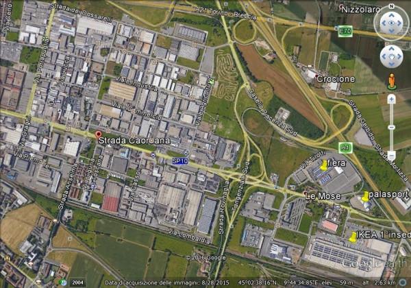 negozio in vendita a Piacenza in zona Le Mose