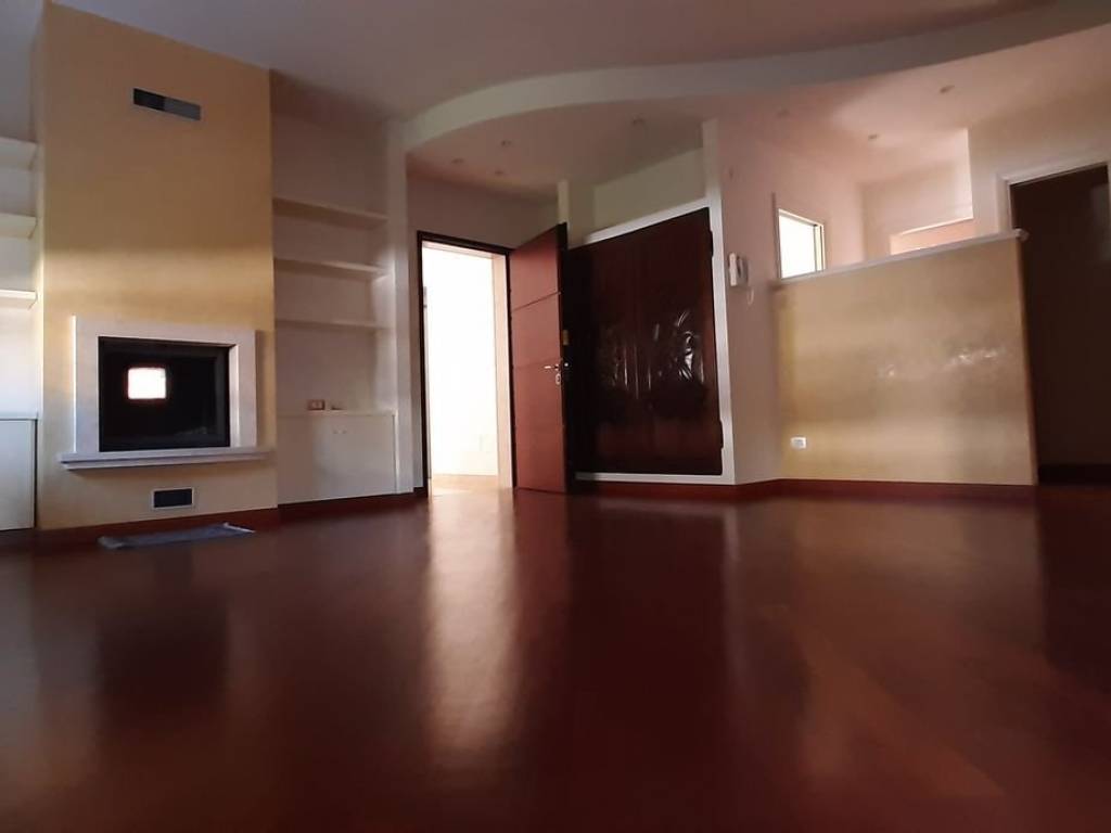 appartamento in vendita a Piacenza in zona Infrangibile