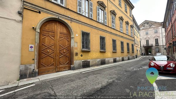 appartamento in vendita a Piacenza in zona Centro Storico