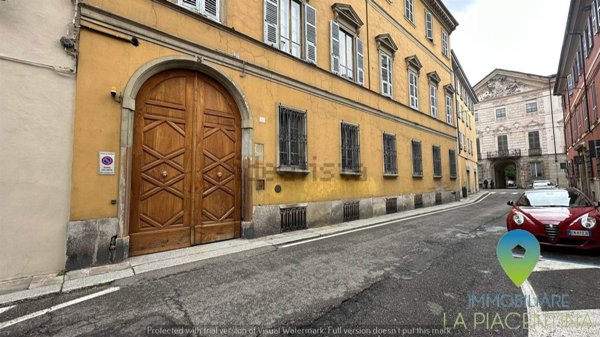 appartamento in vendita a Piacenza in zona Centro Storico