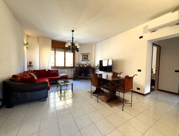 appartamento in vendita a Piacenza in zona Stadio