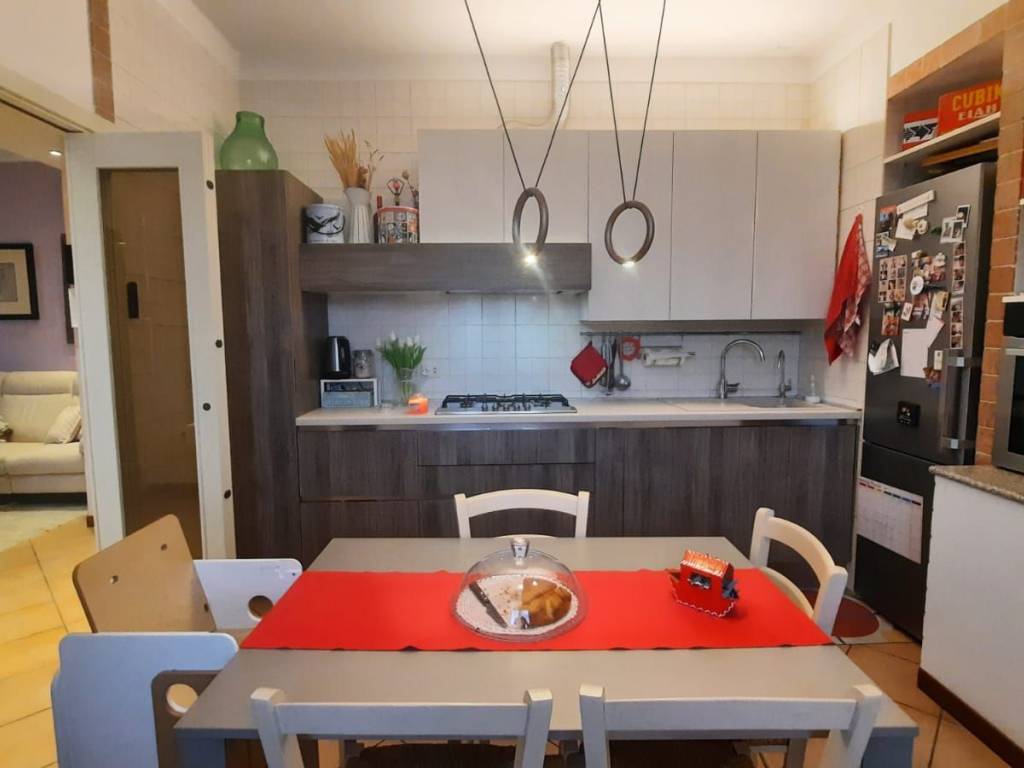 casa indipendente in vendita a Piacenza in zona Mucinasso