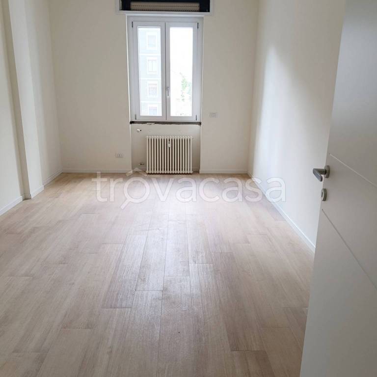 appartamento in vendita a Piacenza in zona Barriera Genova