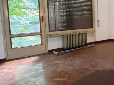 casa indipendente in vendita a Piacenza in zona Infrangibile