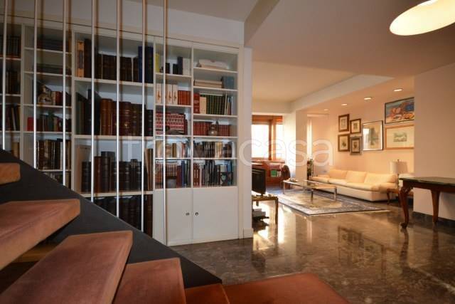 appartamento in vendita a Piacenza in zona Centro Storico