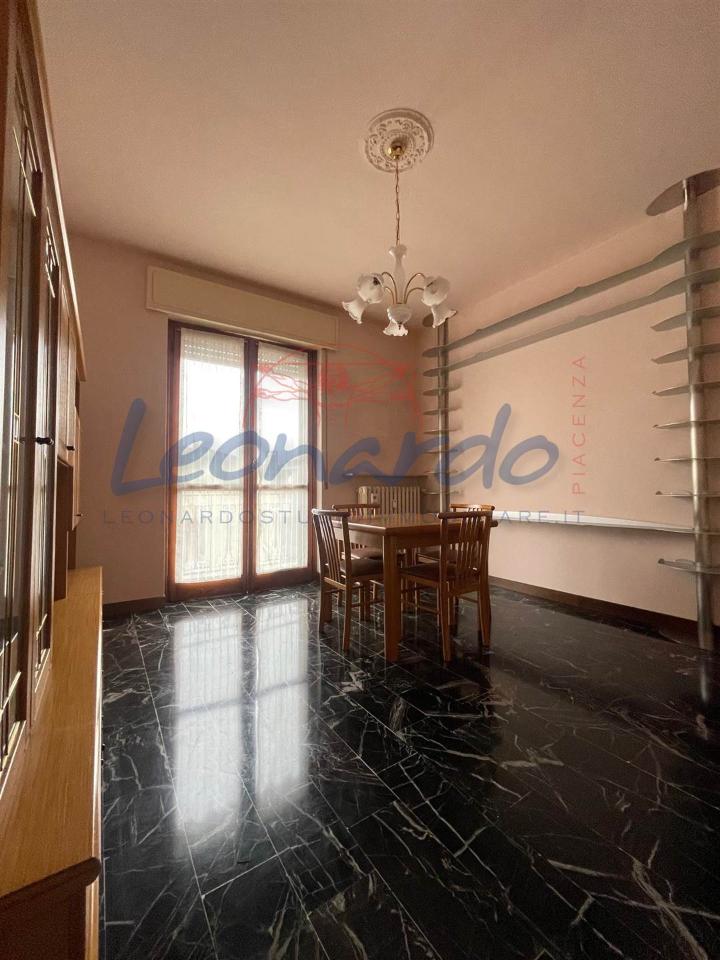 appartamento in vendita a Piacenza in zona Borgotrebbia