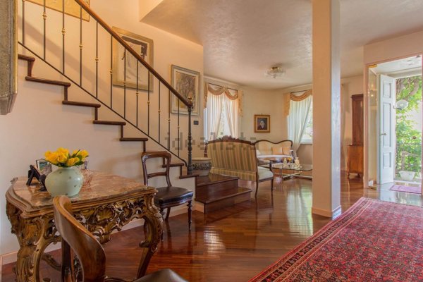 casa indipendente in vendita a Piacenza in zona Belvedere / Quartiere Duemila