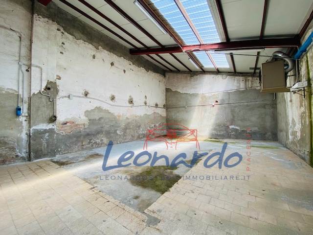 ufficio in vendita a Piacenza