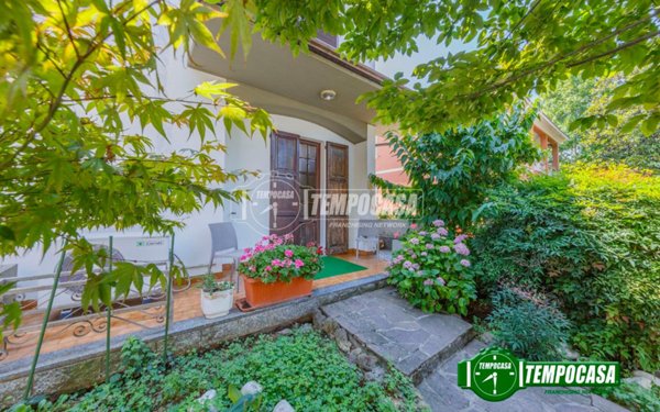 casa indipendente in vendita a Piacenza in zona Besurica