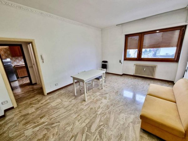 appartamento in vendita a Piacenza in zona Barriera Genova