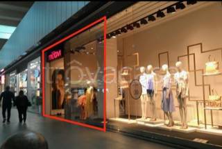 negozio in vendita a Piacenza