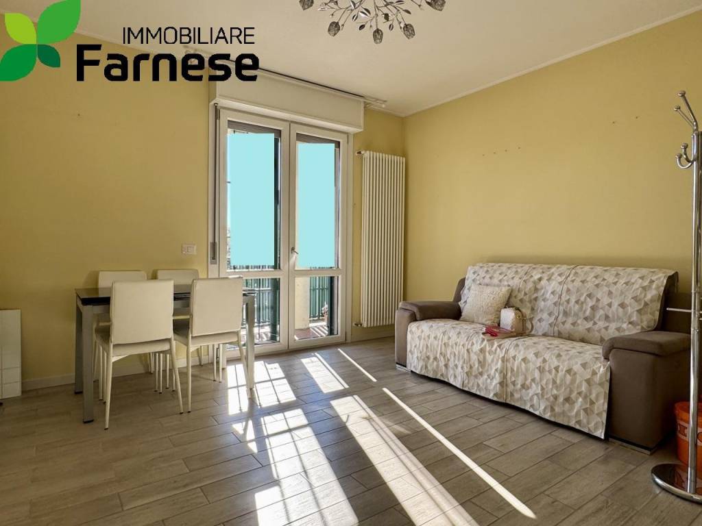 appartamento in vendita a Piacenza in zona Farnesiana