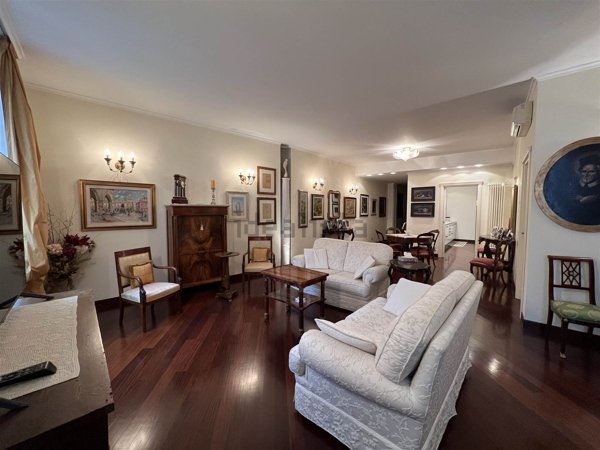 appartamento in vendita a Piacenza in zona Centro Storico