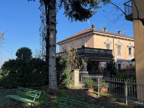 casa indipendente in vendita a Piacenza in zona Roncaglia / Fossadello